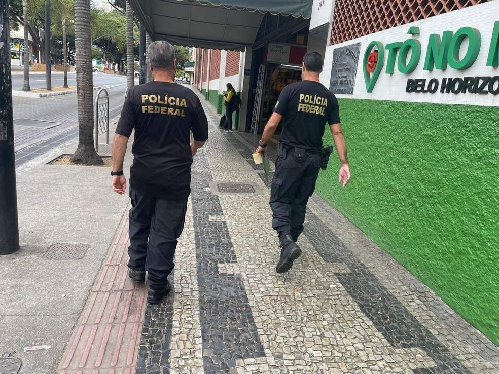 Policiais federais chegando ao Mercado Central — Foto: Reprodução/Polícia Federal