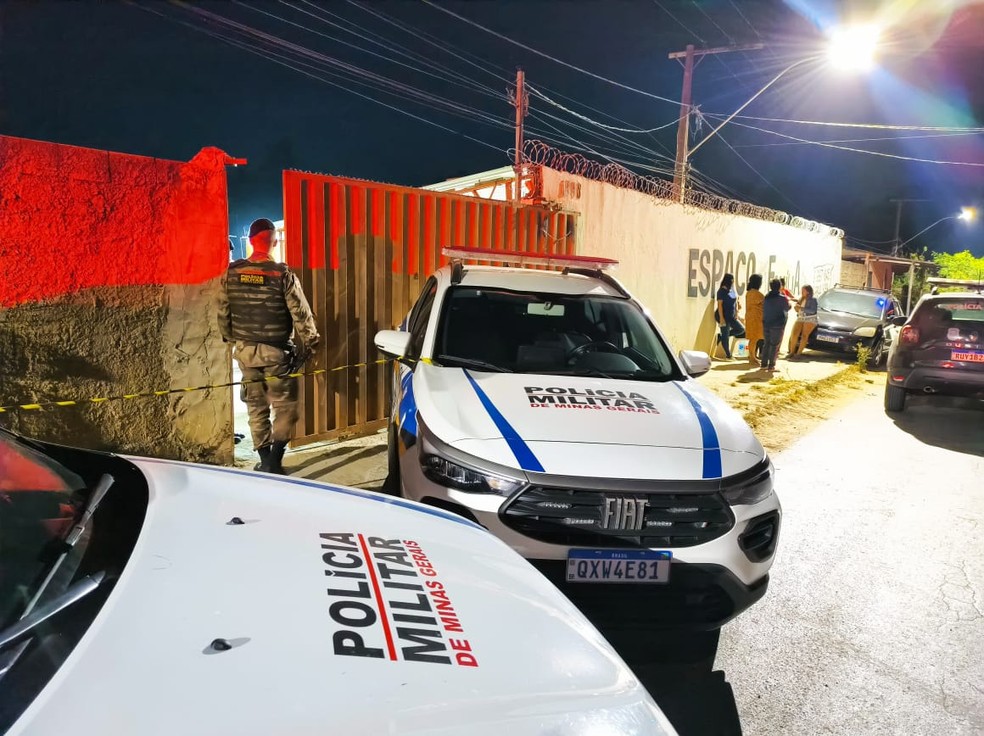 Tiroteio em festa de aniversário de criança deixa mortos e feridos na Grande BH — Foto: Henrique Campos/TV Globo